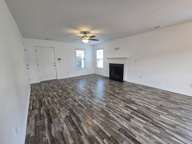 76 New London Harbor in Cameron, NC - Building Photo - Building Photo