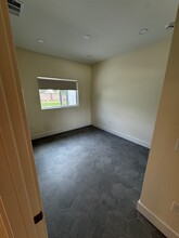 260 S Shasta St in Orange, CA - Foto de edificio - Building Photo