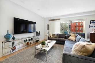 120 Park Ave in Hoboken, NJ - Building Photo - Building Photo