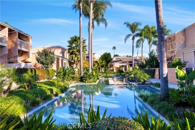 2915 Barrington Ct