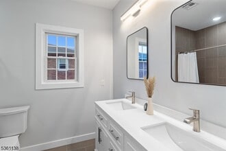 627 Bloomfield Ave in West Caldwell, NJ - Building Photo - Building Photo