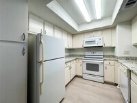 2816 S Bartell Dr photo'