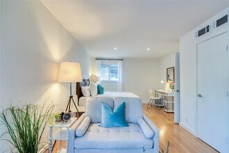 2526 Durwood St in Austin, TX - Building Photo - Building Photo