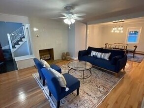 35 Butts St in Newton, MA - Building Photo - Building Photo