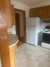 13356 Sycamore St in Southgate, MI - Building Photo - Building Photo