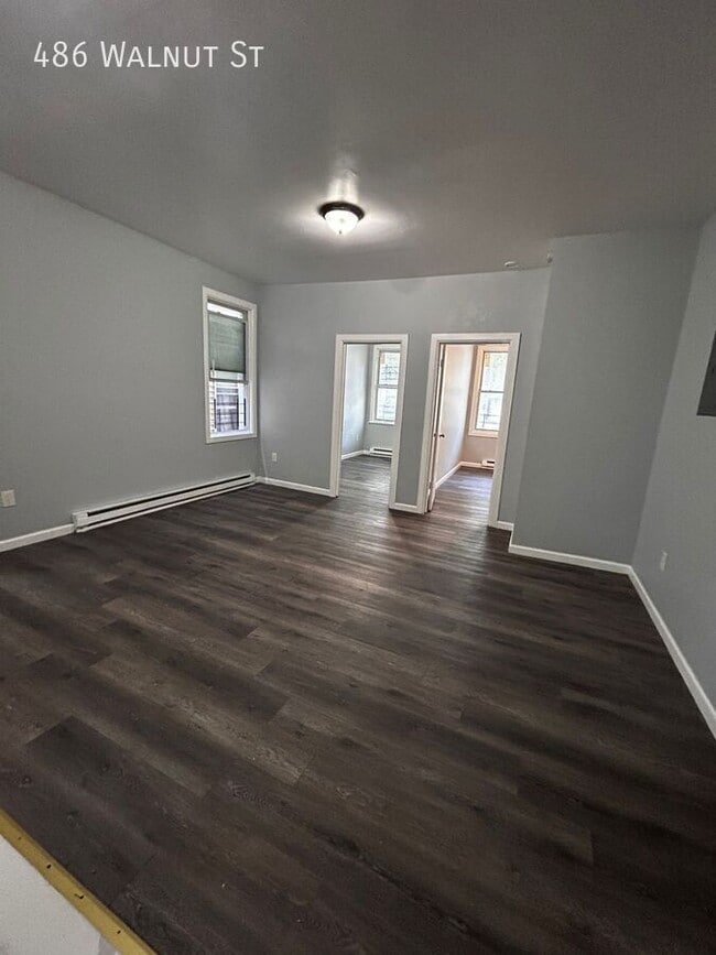 486 Walnut St in Yonkers, NY - Building Photo - Building Photo