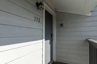 13151 Walden Rd in Montgomery, TX - Building Photo