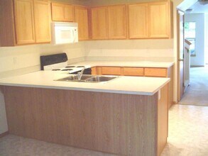 539-541 Helen St in Eugene, OR - Building Photo - Building Photo