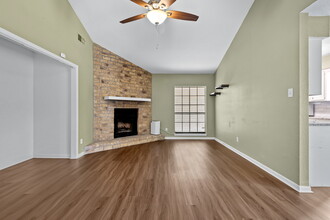 806 Mariana Dr in Corpus Christi, TX - Building Photo - Building Photo