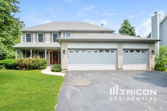 property at 4955 Vermette Cir