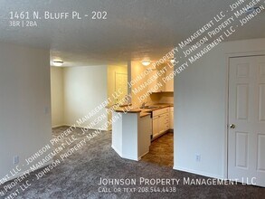 1461 N Bluff Pl in Boise, ID - Building Photo - Building Photo