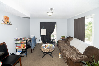 600 South Ave in Syracuse, NY - Building Photo - Interior Photo