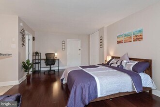 1260 21st St NW in Washington, DC - Building Photo - Building Photo