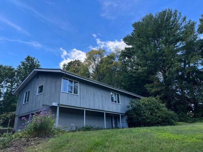 property at 4 Scenic Dr