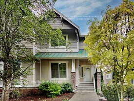 23831 20th Ave S in Des Moines, WA - Building Photo