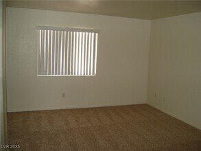 830 Padre Field Ct in North Las Vegas, NV - Building Photo - Building Photo