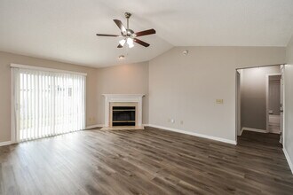 509 Fallen Timbers Dr in Orange Park, FL - Building Photo - Building Photo