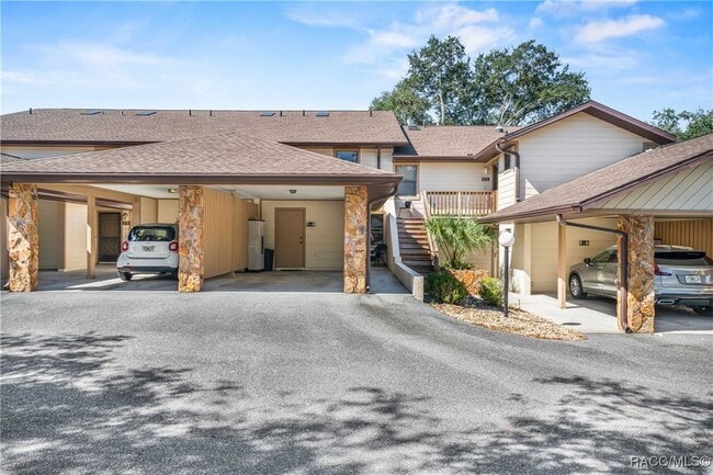 property at 210 E Glassboro Ct