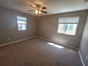 3391 Walker Rd in West Sacramento, CA - Building Photo - Building Photo