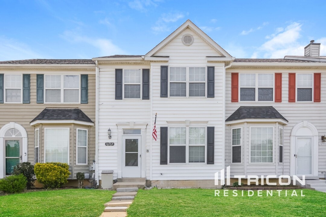 10554 Catalina Pl in Waldorf, MD - Building Photo