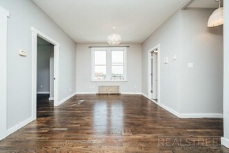 321 Schaefer Street in Brooklyn, NY - Building Photo - Floor Plan