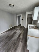 10707 Kimberly Ave in Cleveland, OH - Building Photo - Building Photo