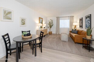 1030 S Dobson Rd in Mesa, AZ - Building Photo