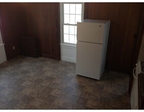 5 Lincoln St-Unit -3 in Plymouth, MA - Foto de edificio - Building Photo