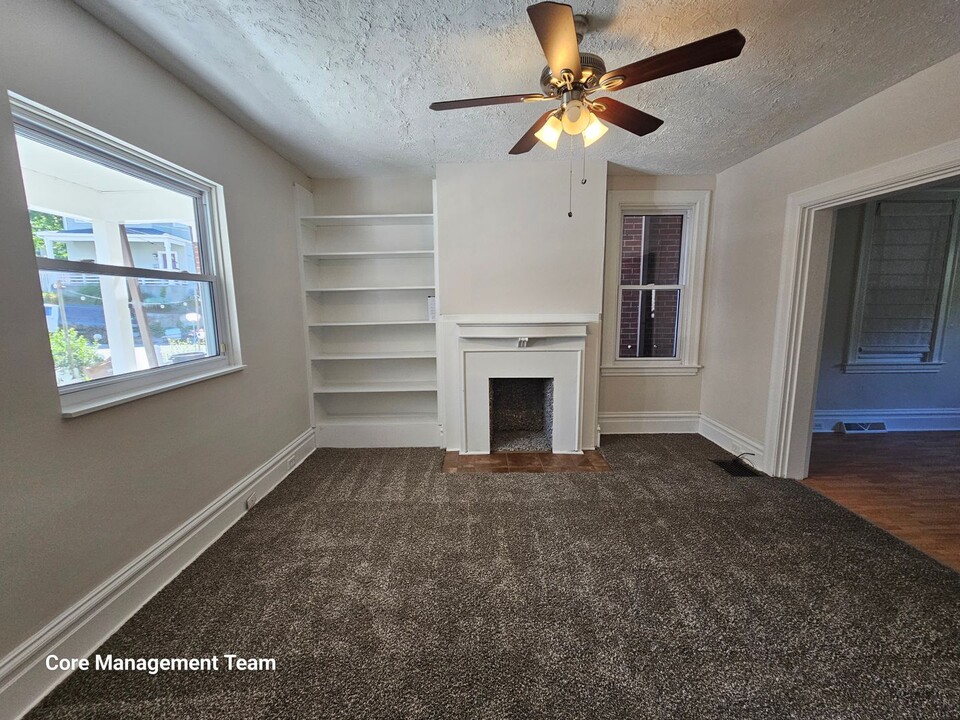 505 Marie Ave in Pittsburgh, PA - Building Photo