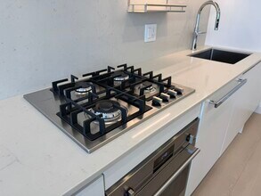 13573 98A Av in Surrey, BC - Building Photo - Building Photo