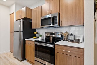 Meritum Evergreen in Vancouver, WA - Foto de edificio - Building Photo
