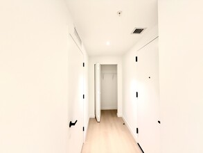 107 NW 32nd St, Unit B3 in Miami, FL - Building Photo - Building Photo