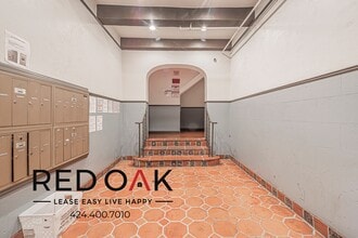 706 N St Andrews Pl in Los Angeles, CA - Building Photo - Building Photo