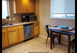 3061 W 37th Ave in Denver, CO - Foto de edificio - Building Photo