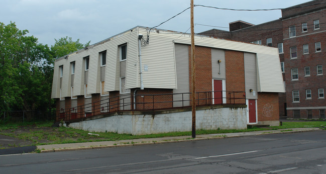 139 Seymour St in Syracuse, NY - Building Photo - Building Photo