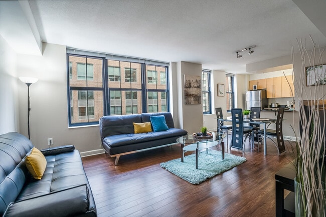 301-499-499 President St