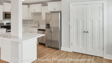 300 W Pleasure Ave in Searcy, AR - Building Photo - Building Photo