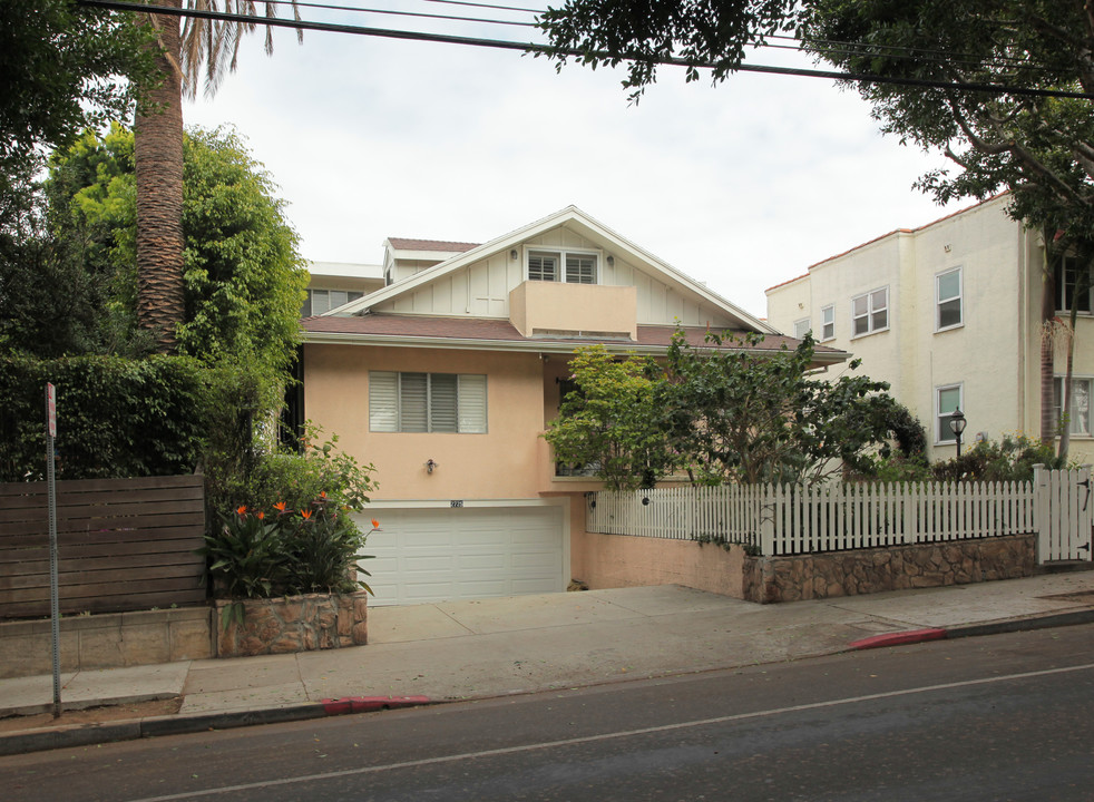 2725 4th St in Santa Monica, CA - Building Photo