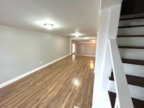 2389 Scaper St in Memphis, TN - Building Photo - Building Photo