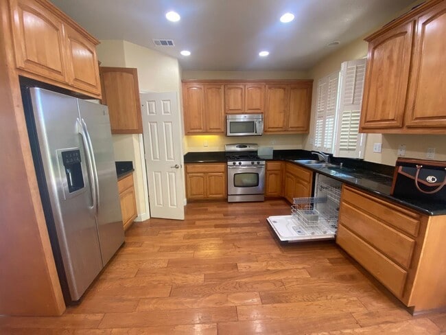 121 Gold Nugget Dr in Valley Springs, CA - Building Photo - Building Photo