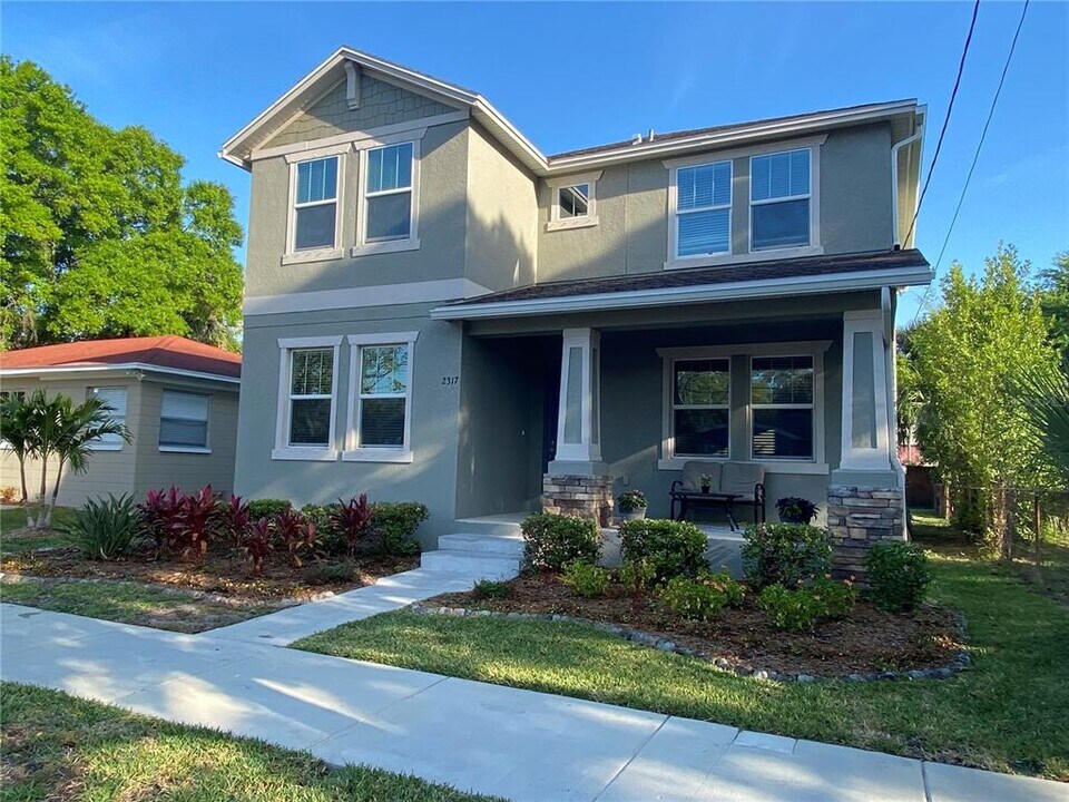 2317 W Arch St in Tampa, FL - Building Photo
