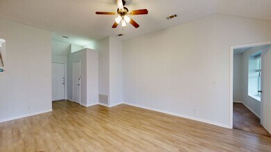 2706 Hemlock Dr in Killeen, TX - Building Photo - Building Photo