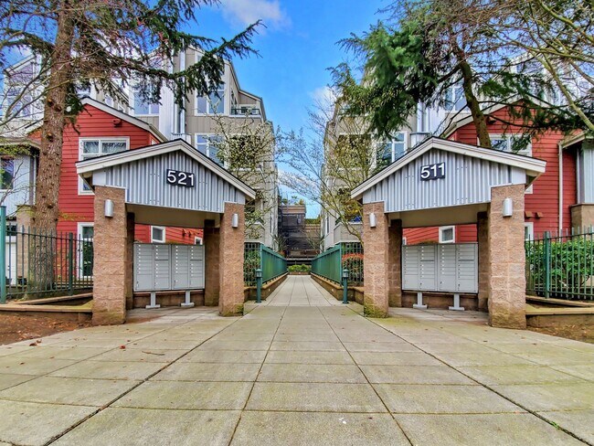 521 7th Ave in Kirkland, WA - Building Photo - Building Photo
