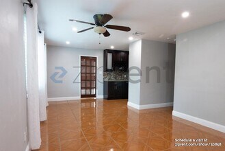 921 NE 58th St in Fort Lauderdale, FL - Building Photo - Building Photo