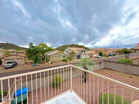 1702 E Blackhawk Dr in Phoenix, AZ - Building Photo