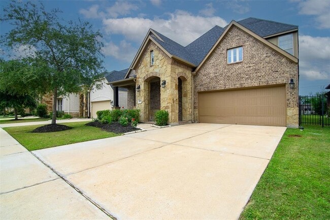 property at 4926 Thunder Creek Ln