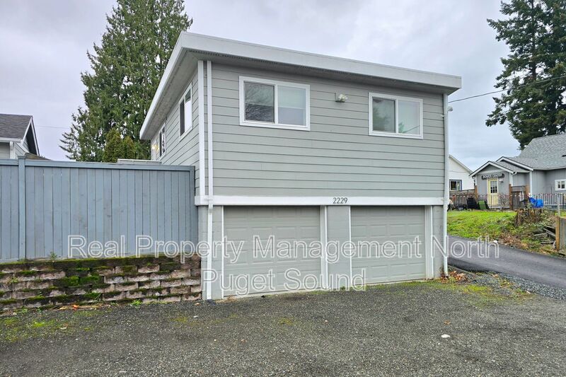 2229 Jackson Ave in Everett, WA - Building Photo