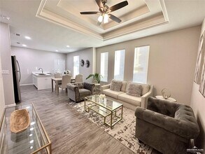 23 Ventura Ave in McAllen, TX - Building Photo - Building Photo