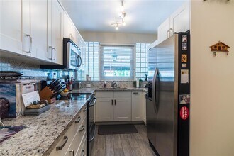 1921 SW 18th Ave in Miami, FL - Foto de edificio - Building Photo