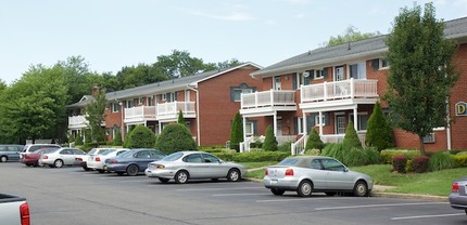 Fairfield Gardens At Port Jefferson in Port Jefferson Station, NY - Building Photo - Building Photo